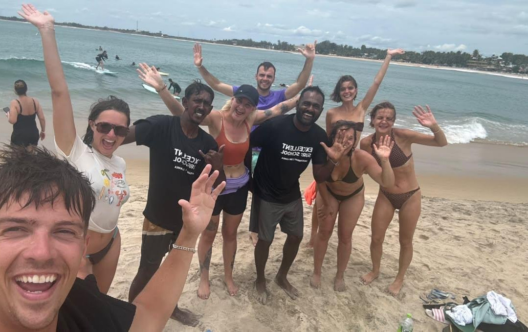 Excellent Surf School-阿鲁甘湾必去景点