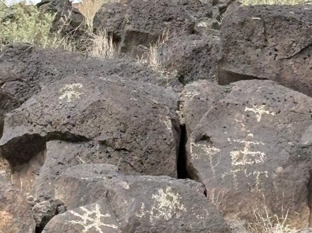 Petroglyph National Monument-阿尔伯克基必去景点