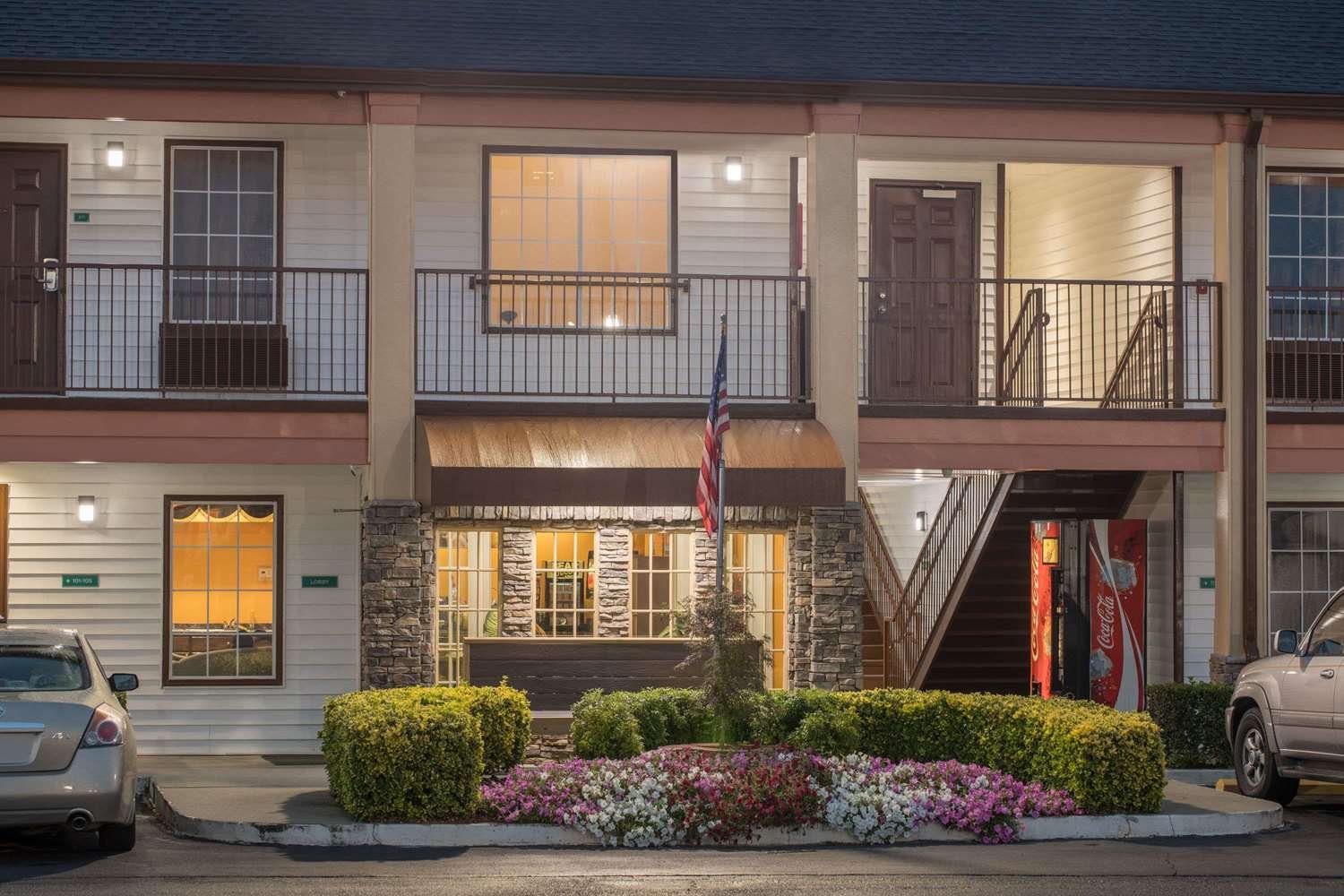 Baymont inn By Wyndham Commerce GA Next to Tanger Outlet Mall-官方