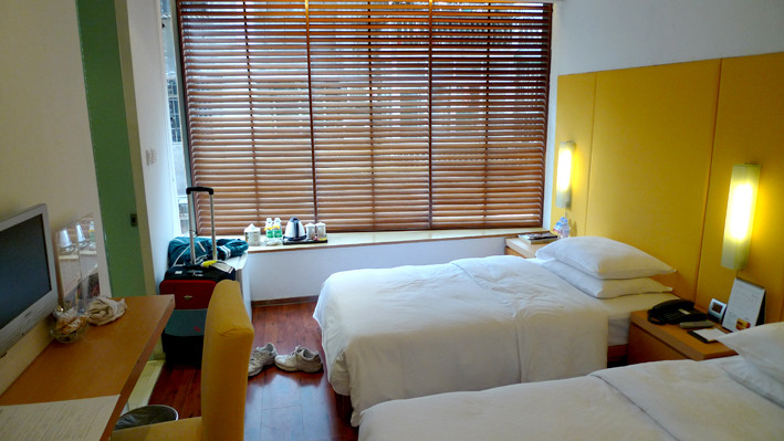 米兰花酒店主图