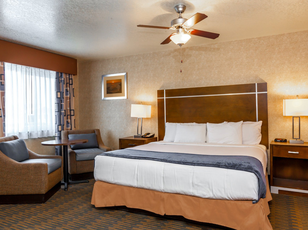 莫罗湾戴斯酒店