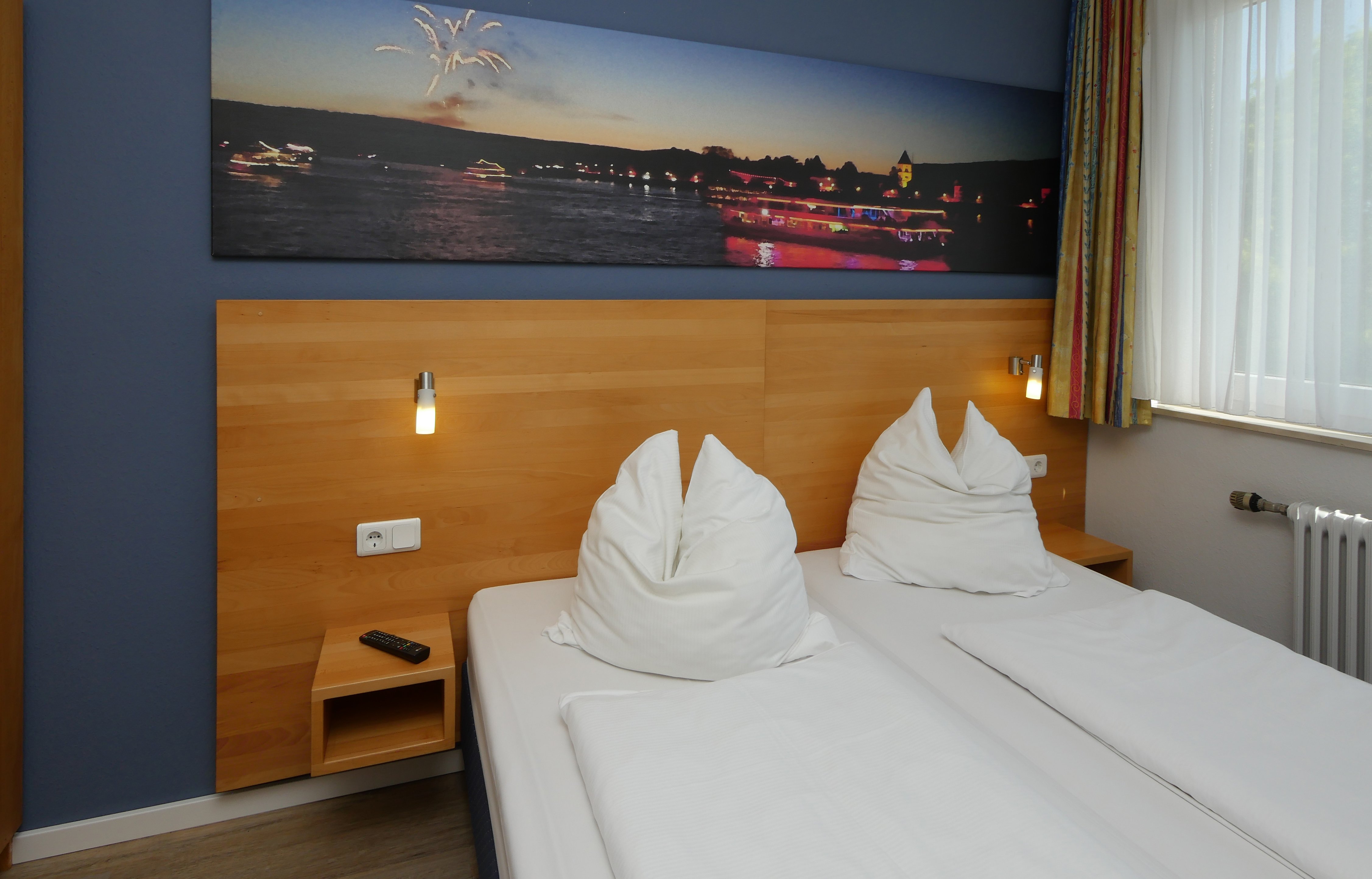Pinger Hotels & Tours-官方