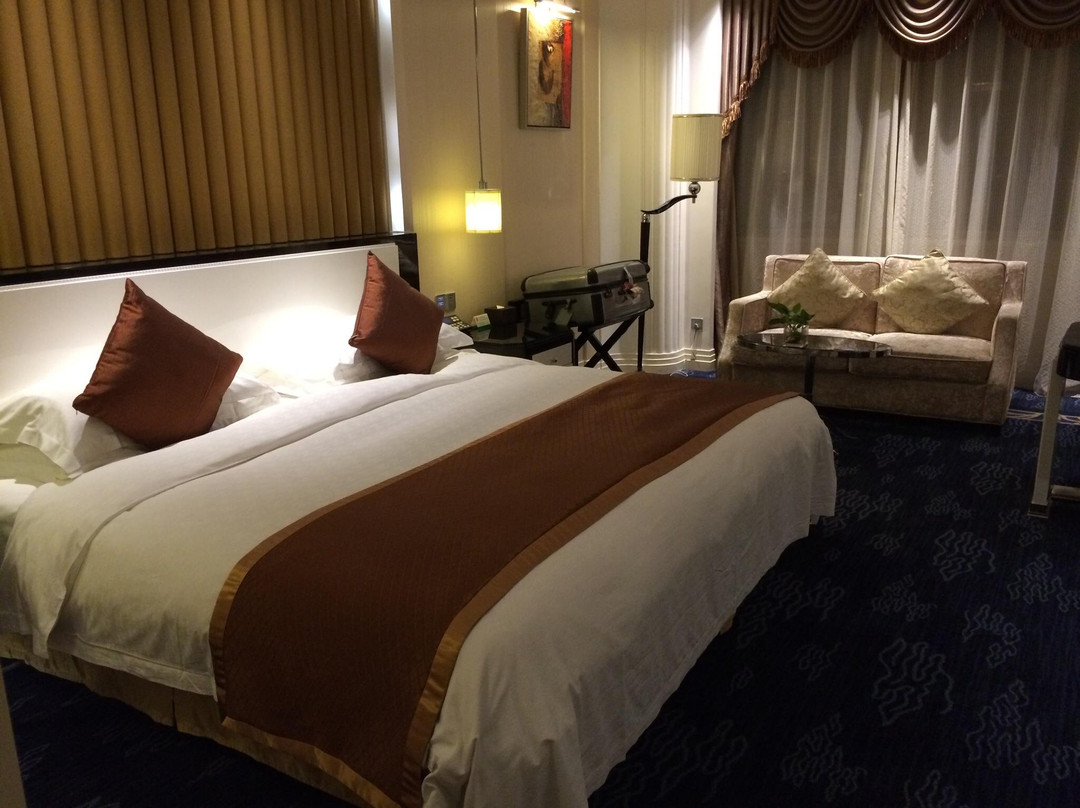 振石大酒店主图