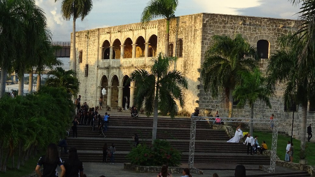 Alcázar de Colón景点图片