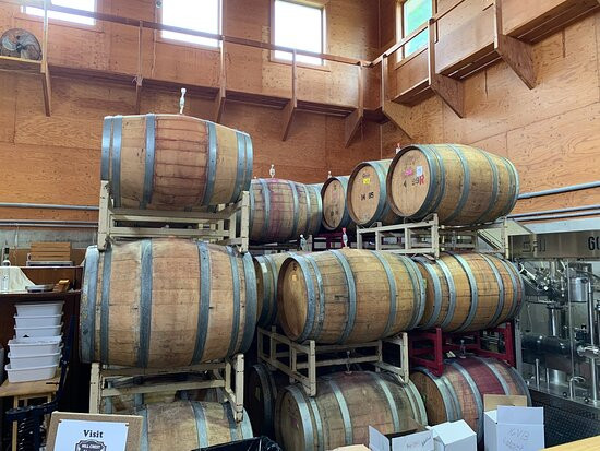 Running Brook Vineyard & Winery景点图片