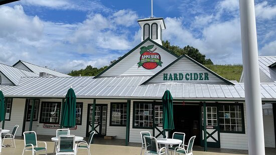 Apple Barn Cider House景点图片
