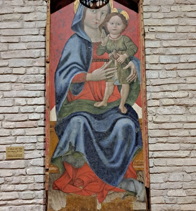 Abbazia di Santa Maria del Lago-Moscufo必去景点