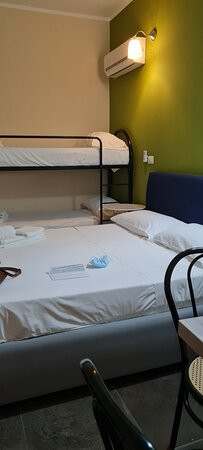 Hotel Ascot主图