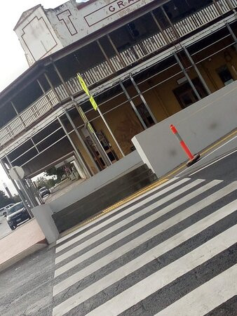 Atherton Main Street- 阿瑟顿必去景点