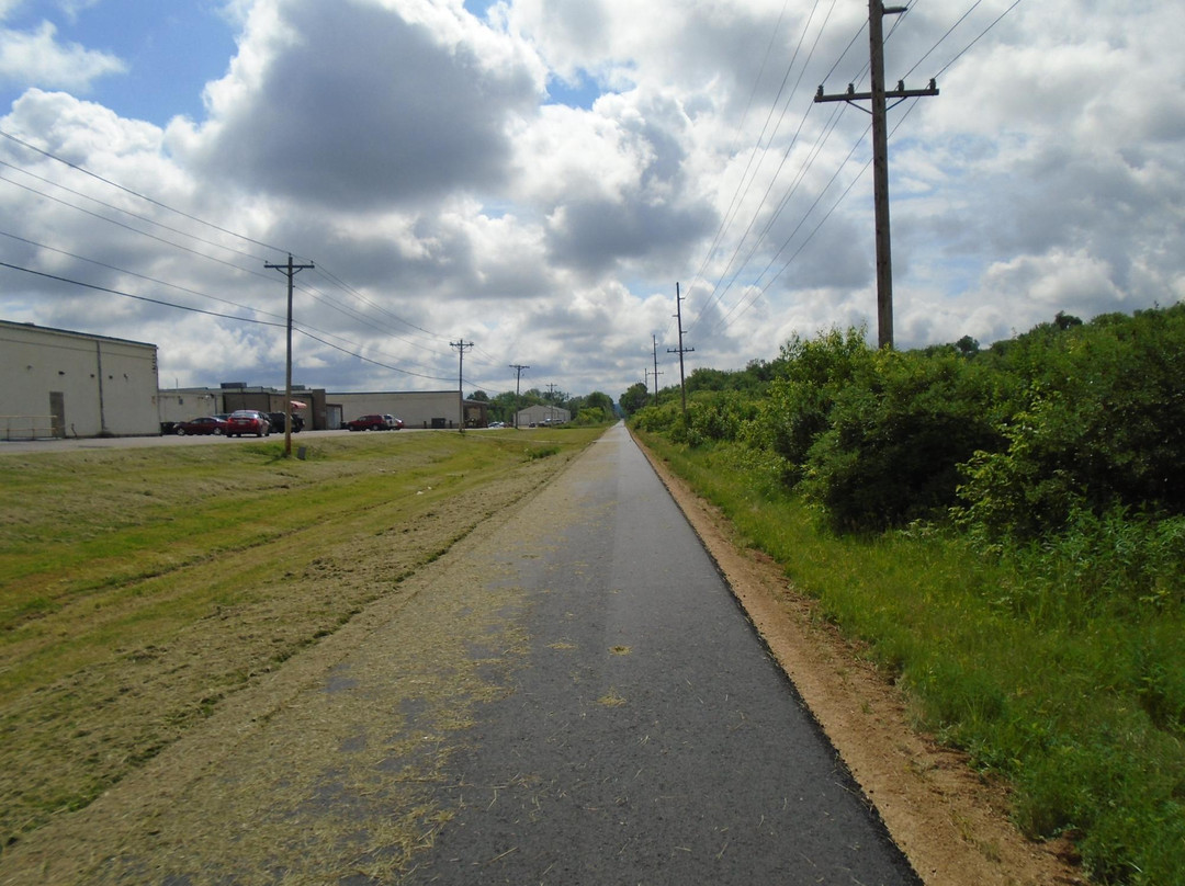 Pine River Trail景点图片