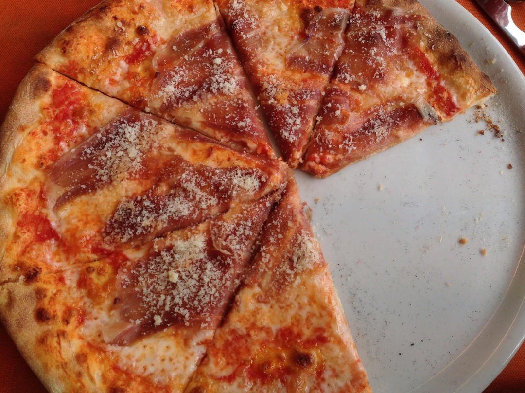L'Hospitalet de l'Infant餐馆和美食-Restaurant Pizzeria La Barca