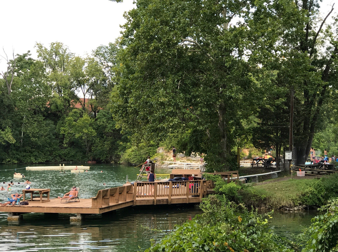 Beaver Dam Swimming Club景点图片