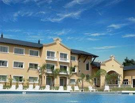 Zelaya酒店住宿-Howard Johnson Resort Pilar