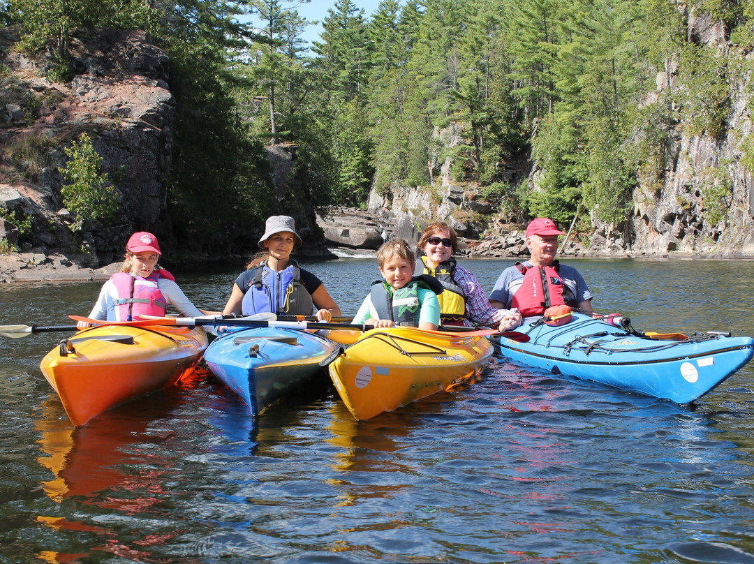 Shockwaves-Paddle Adventures and First Aid-诺斯贝必去景点