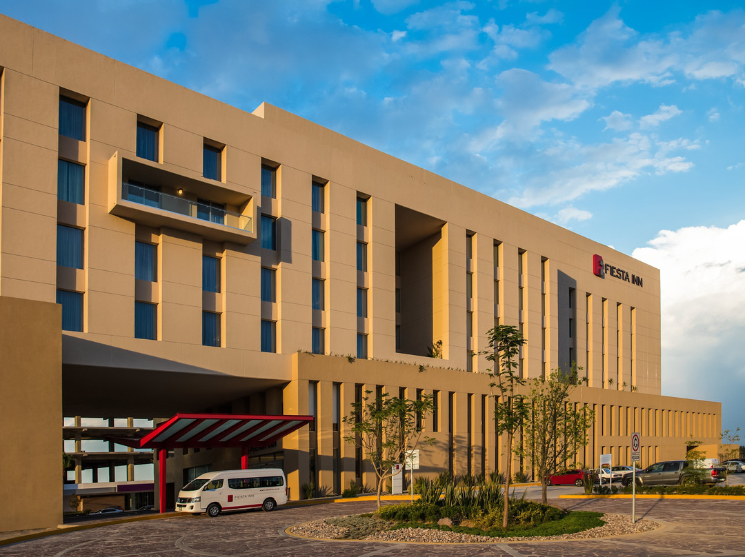 Fiesta Inn Silao Puerto Interior主图
