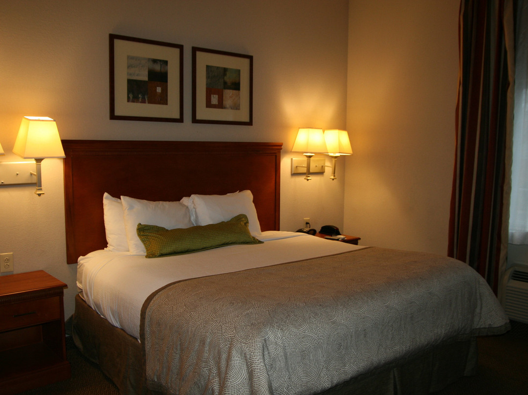 Candlewood Suites Bordentown-Trenton, an IHG hotel主图