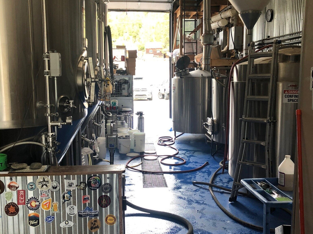 Broken Compass Brewery & Tap House景点图片
