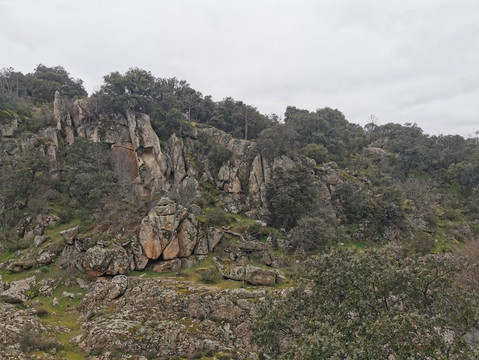 Puente de la Alcanzorla-Galapagar必去景点