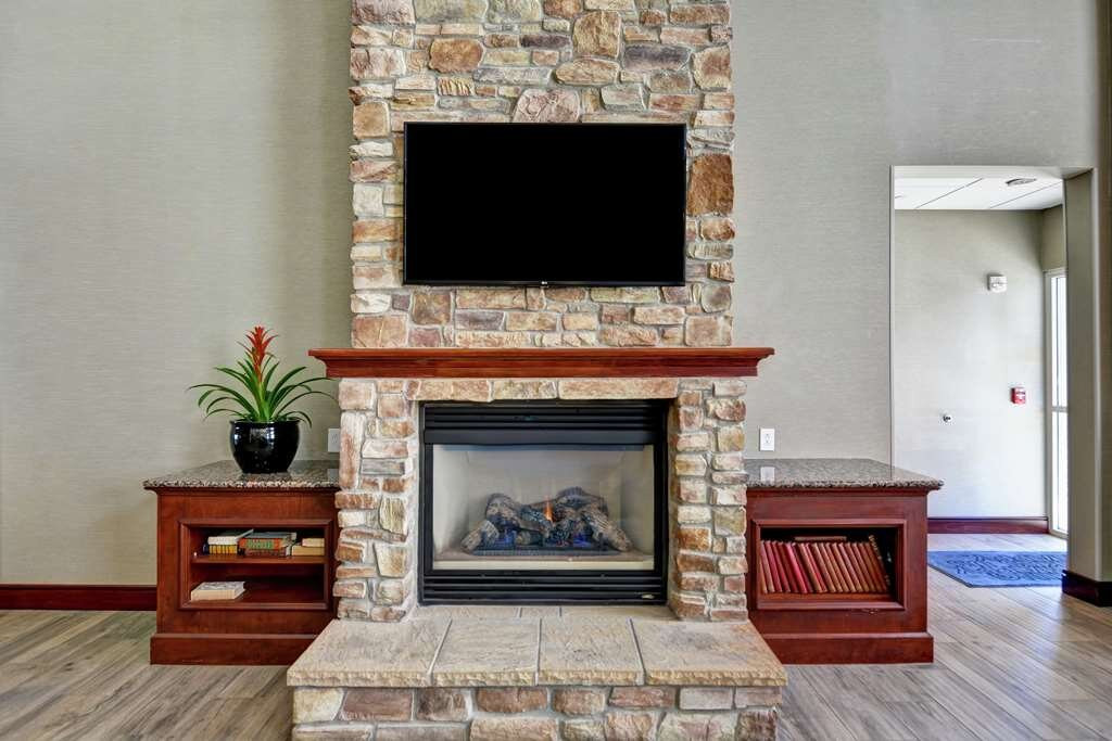 弗雷德里克斯堡希尔顿恒庭旅馆及套房酒店主图