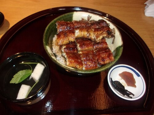 鰻 炭焼 ひつまぶし 美濃金 神田本店