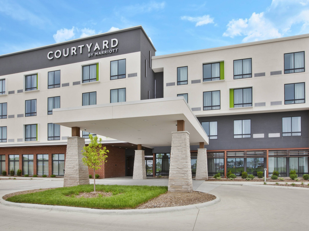 Courtyard by Marriott St. Joseph Benton Harbor主图