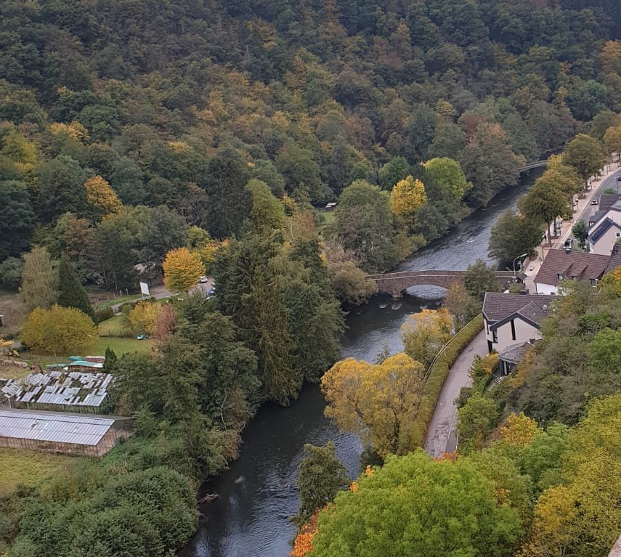 Burg Hengebach景点图片
