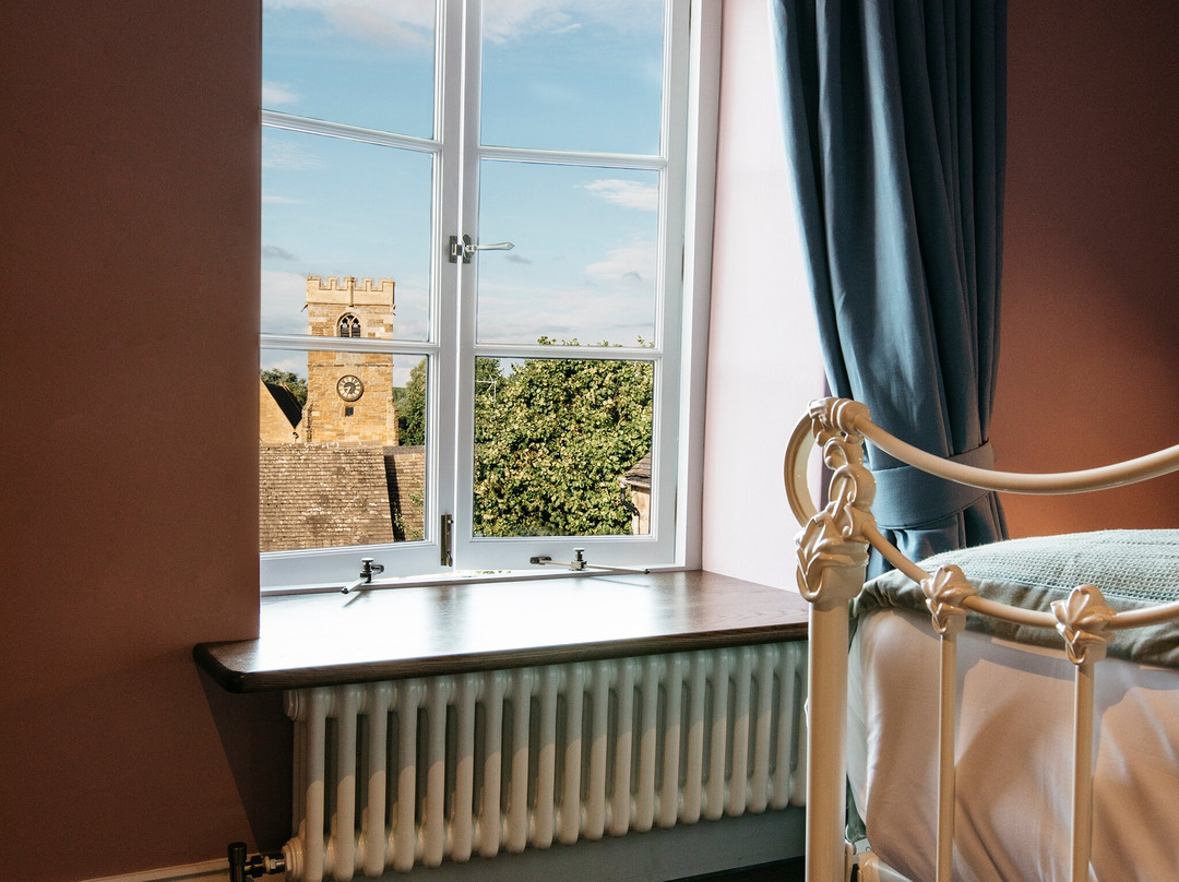 The Bower House, Restaurant & Rooms主图