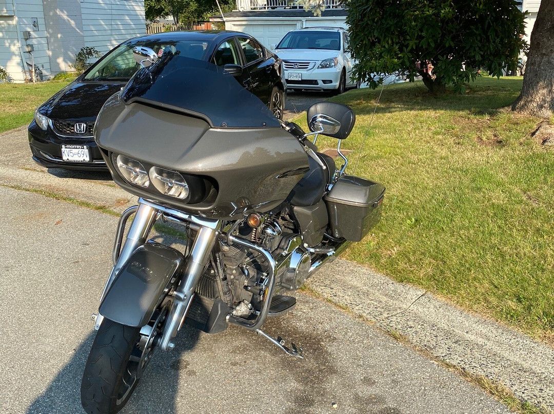 EagleRider Motorcycle Rentals and Tours Vancouver-温哥华必去景点