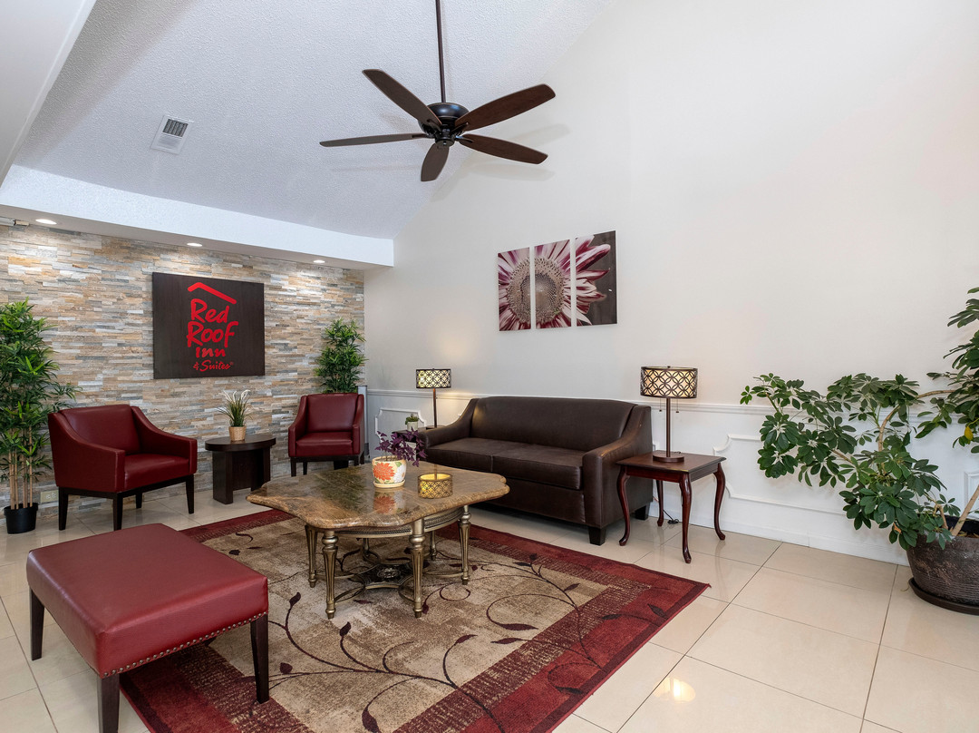 Spring Hope酒店住宿-Red Roof Inn & Suites Wilson