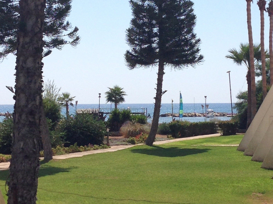 Frixos Suites Hotel Apts主图