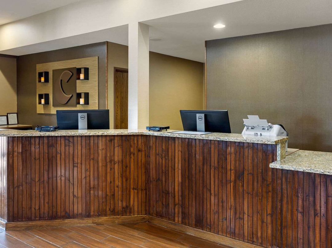 Comfort Inn Marshall Station主图