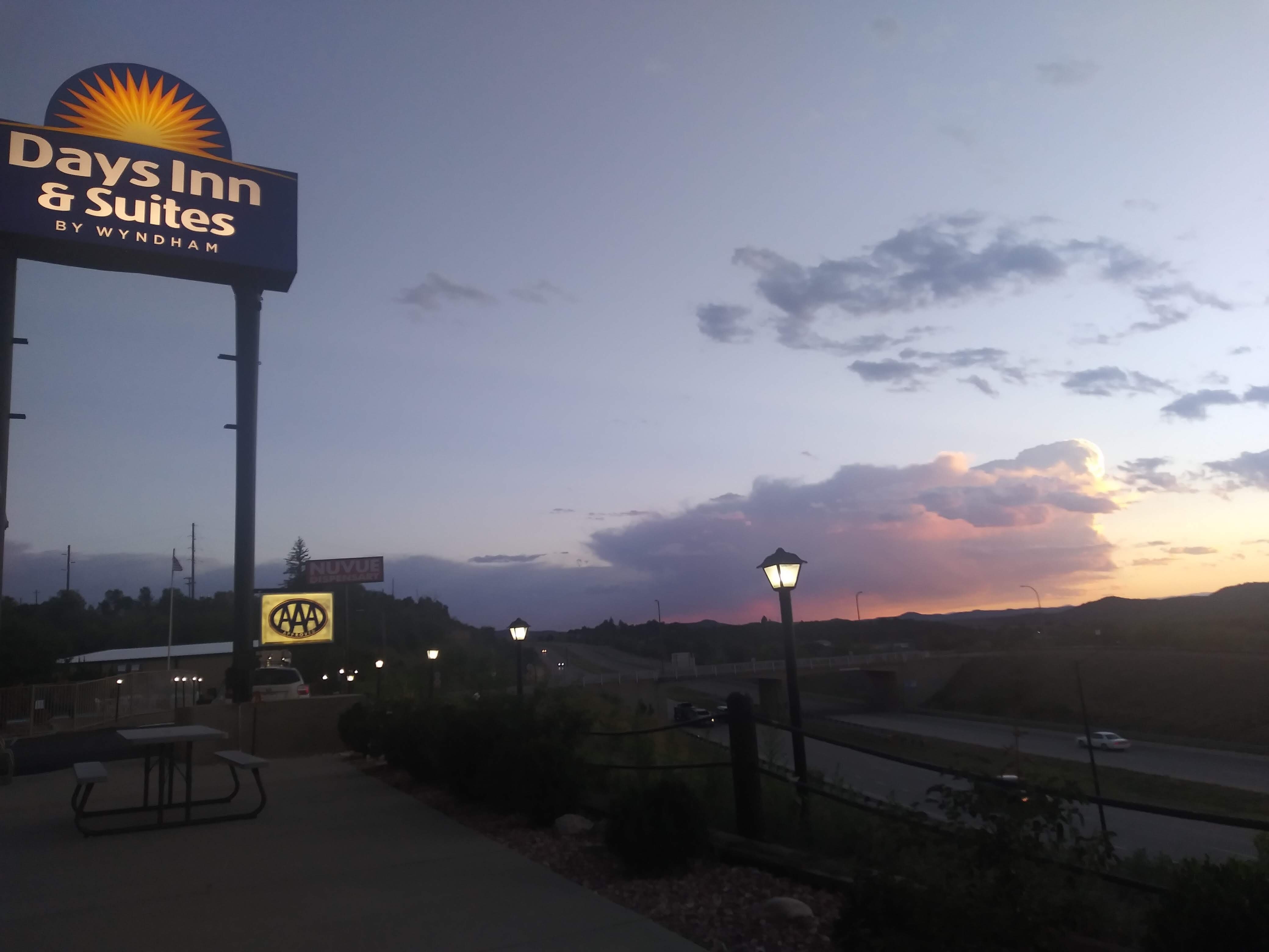 Days Inn & Suites by Wyndham Trinidad-浴室