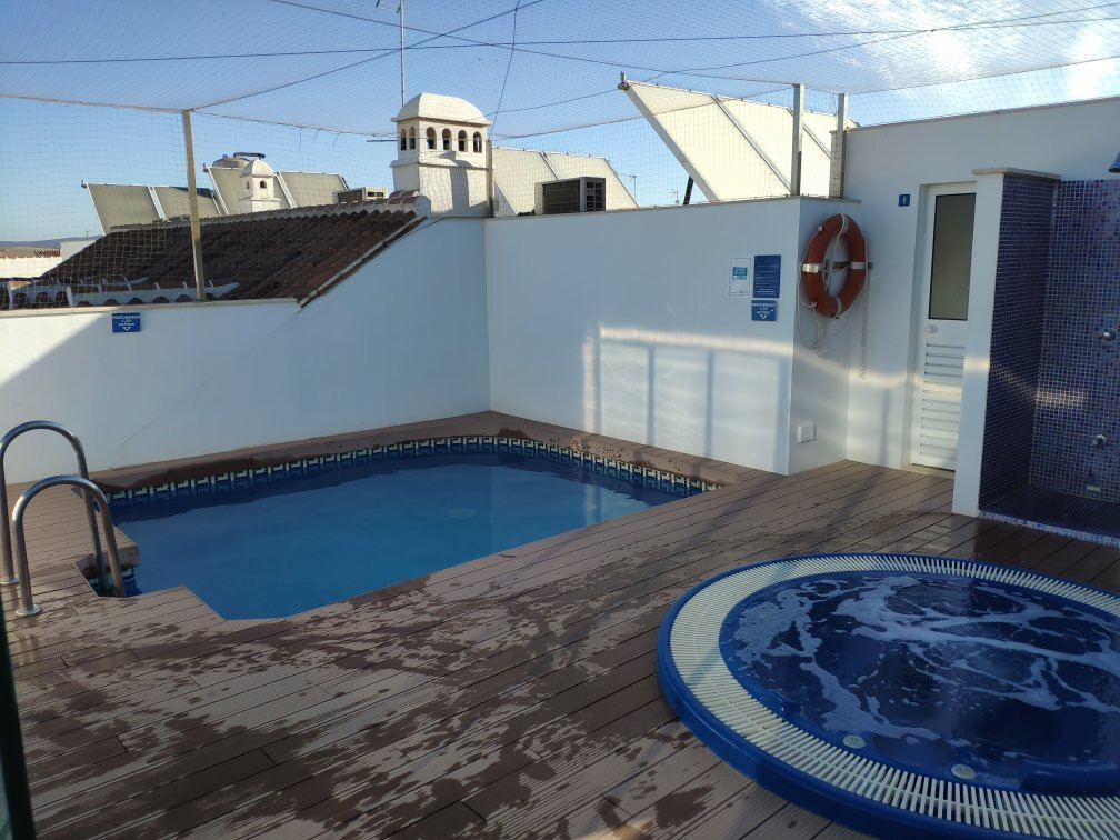 阿尔达勒斯公寓主图