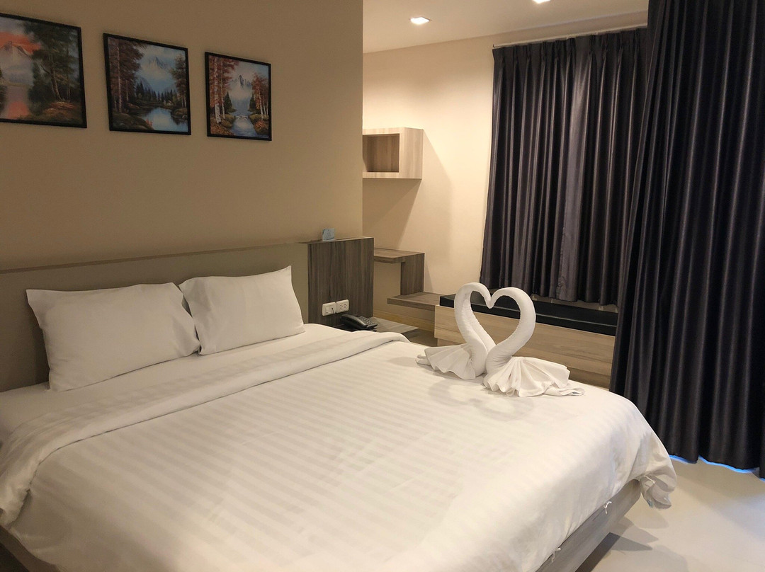 Evergreen Suite Hotel主图