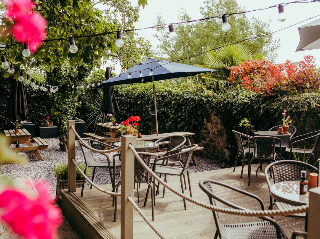 No.3 Bar Secret Garden Bar And Restaurant-Topsham必去景点