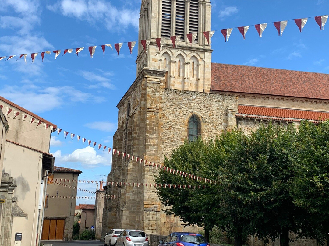 Eglise de Saint-Cerneuf景点图片