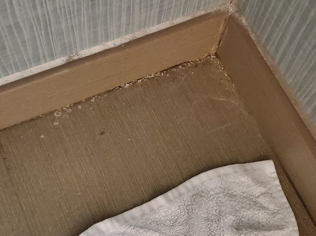 谦德勒时尚中心风车套房酒店主图