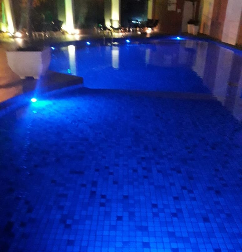 雷赛尔瓦普莱亚酒店主图