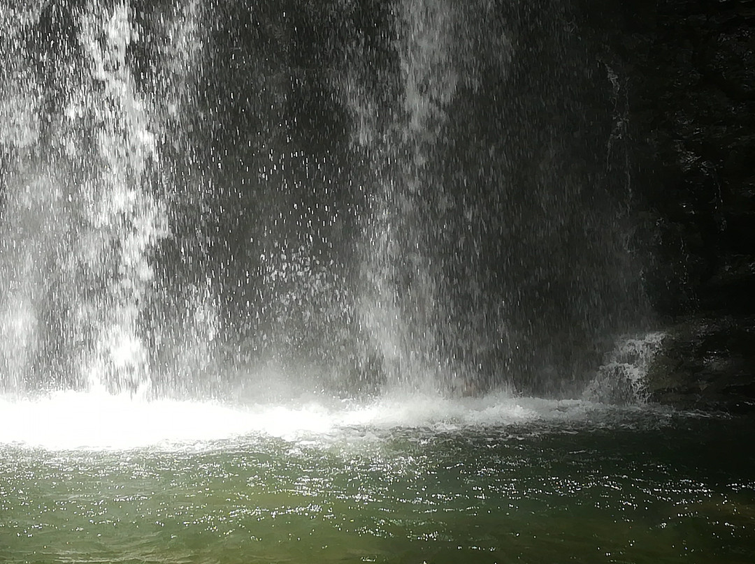 Ta Waterfall景点图片