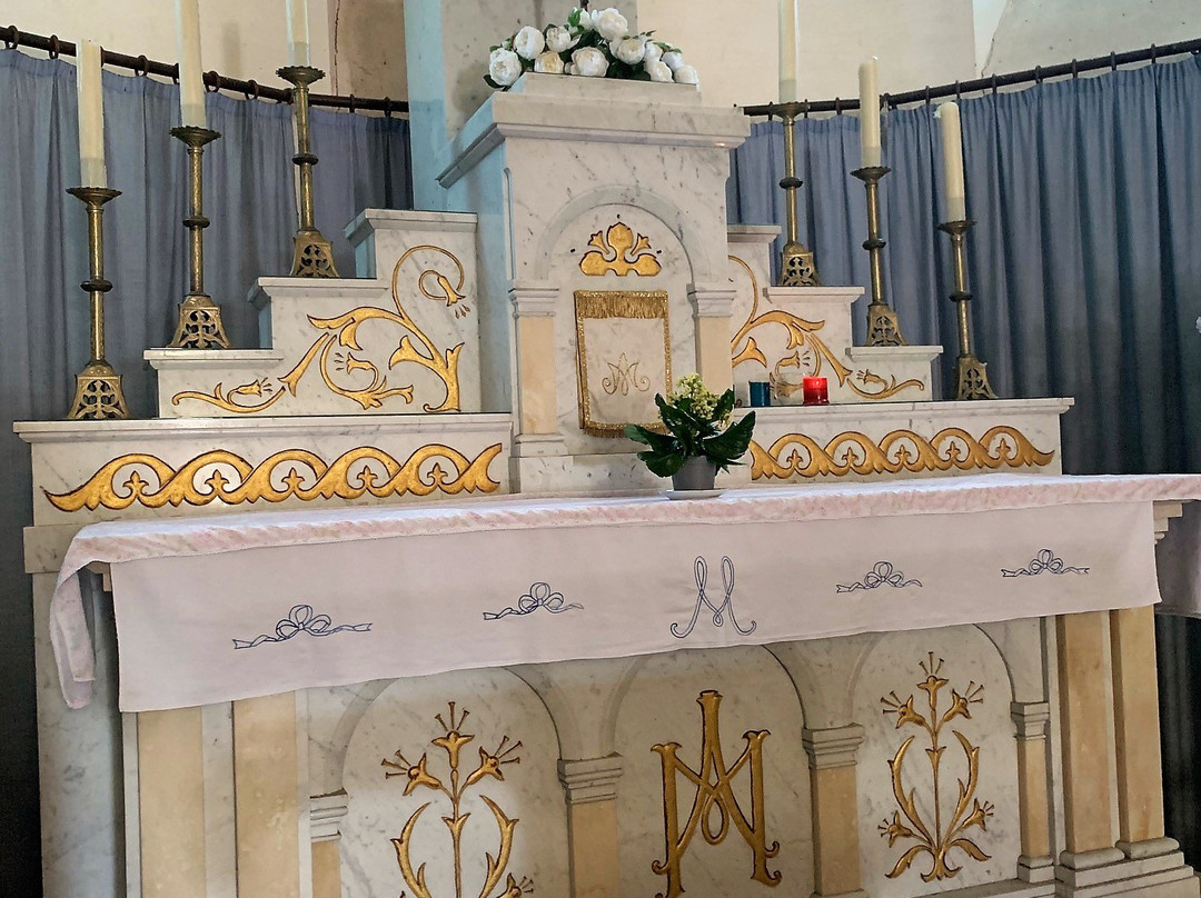 Chapelle Notre-Dame-l'Agenouillée d'Azay-sur-Thouet-Azay-sur-Thouet必去景点