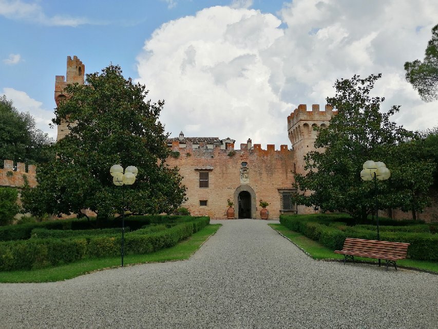 Castello Di Oliveto-官方