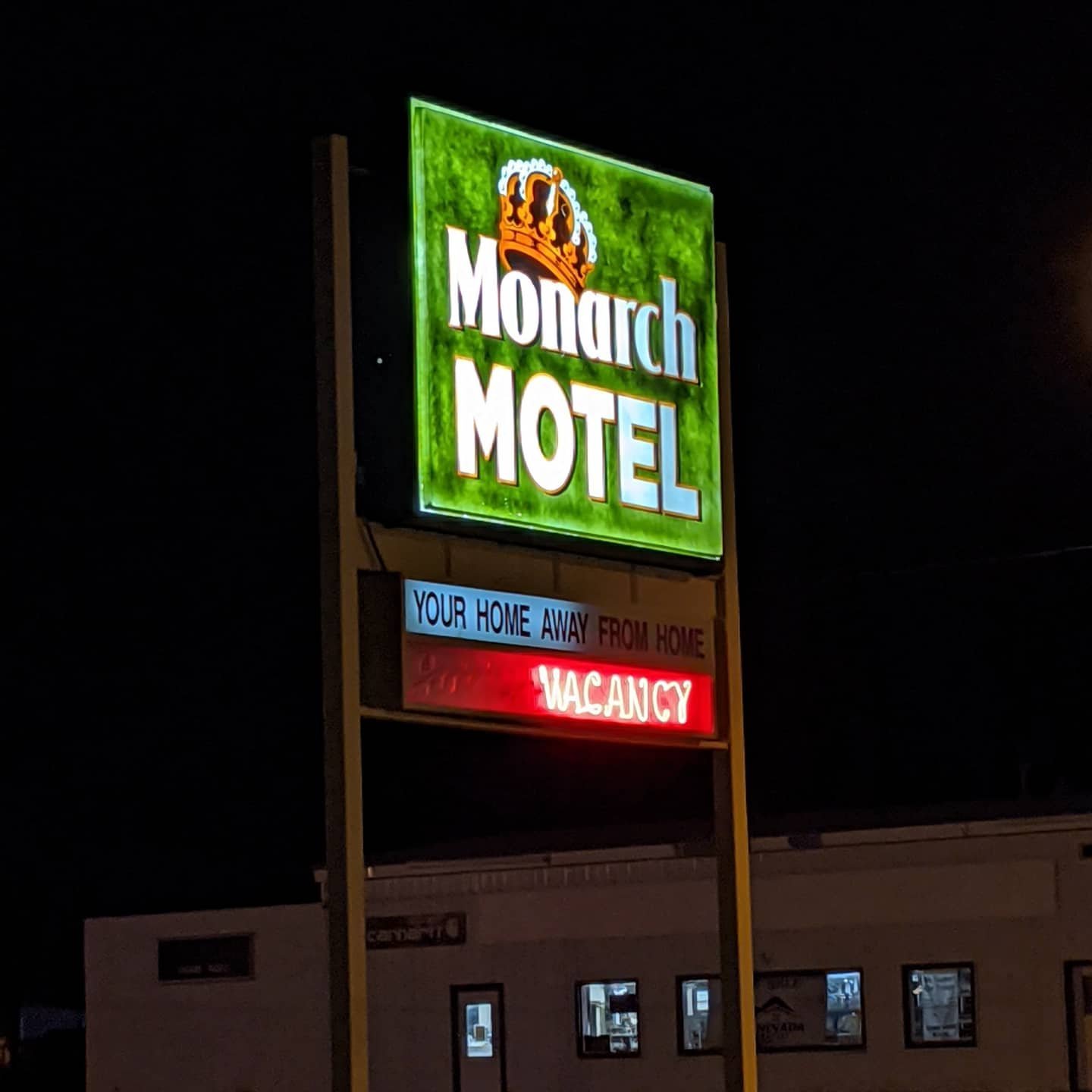Monarch Motel-官方