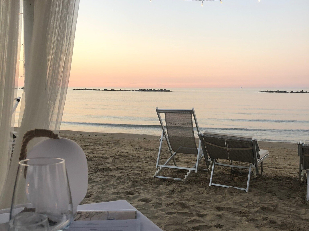 Vittoria Beach景点图片