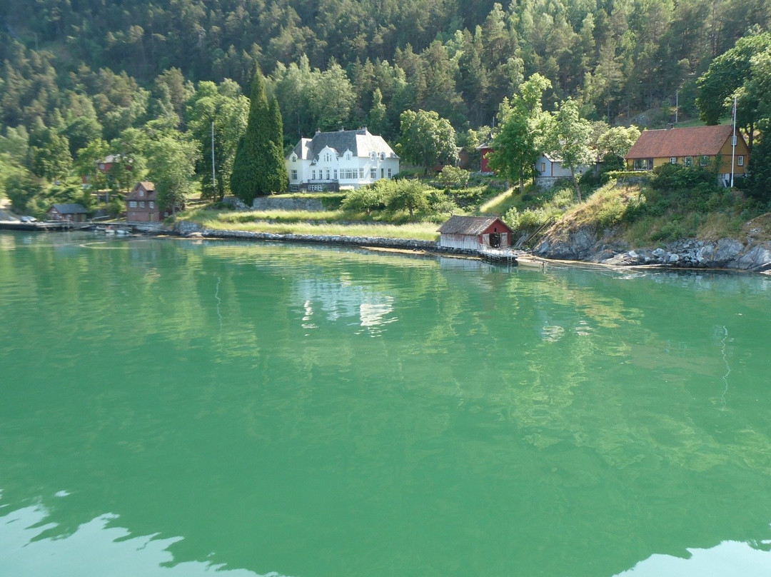 Car Ferry Cruise Kaupanger - Gudvangen-Gudvangen必去景点