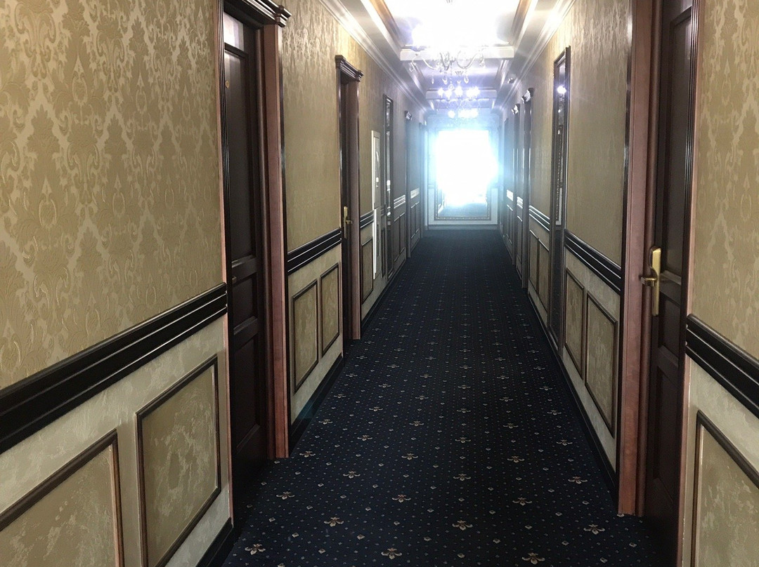 Sobranie Hotel主图