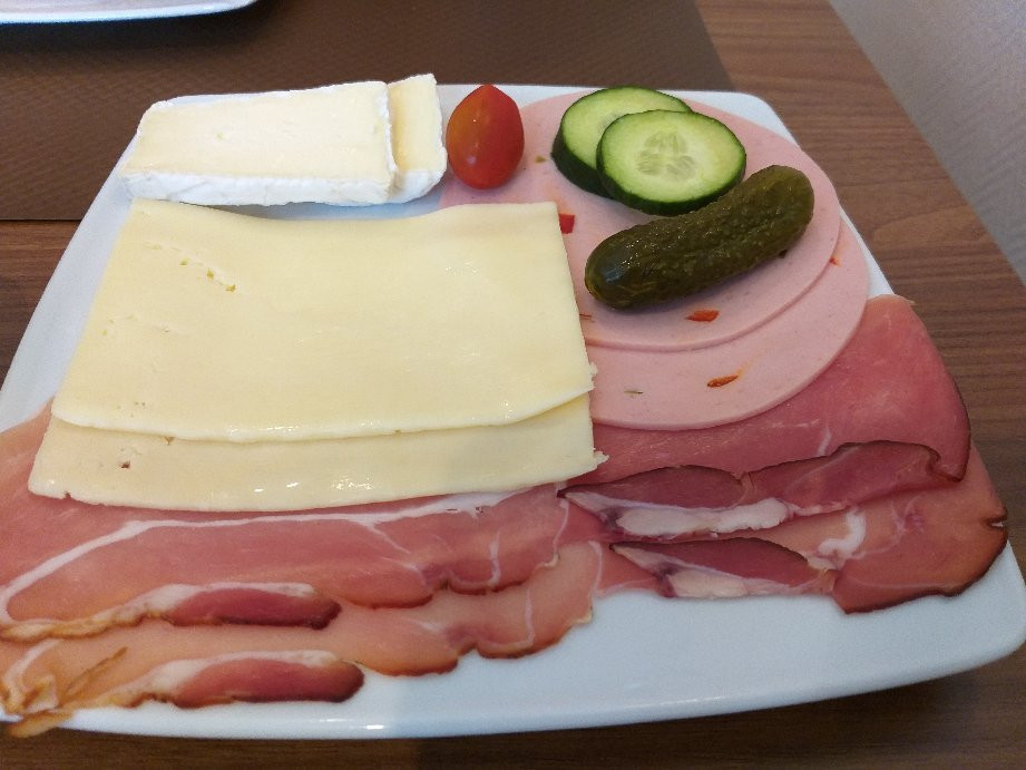 梅耶霍夫酒店主图