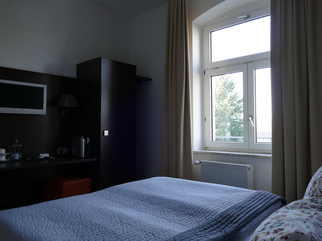 斯蒂普你的啤酒屋酒店主图