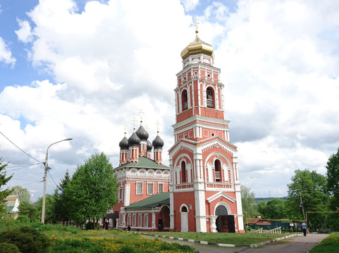 Church Troitsy Zhivonachal'noy