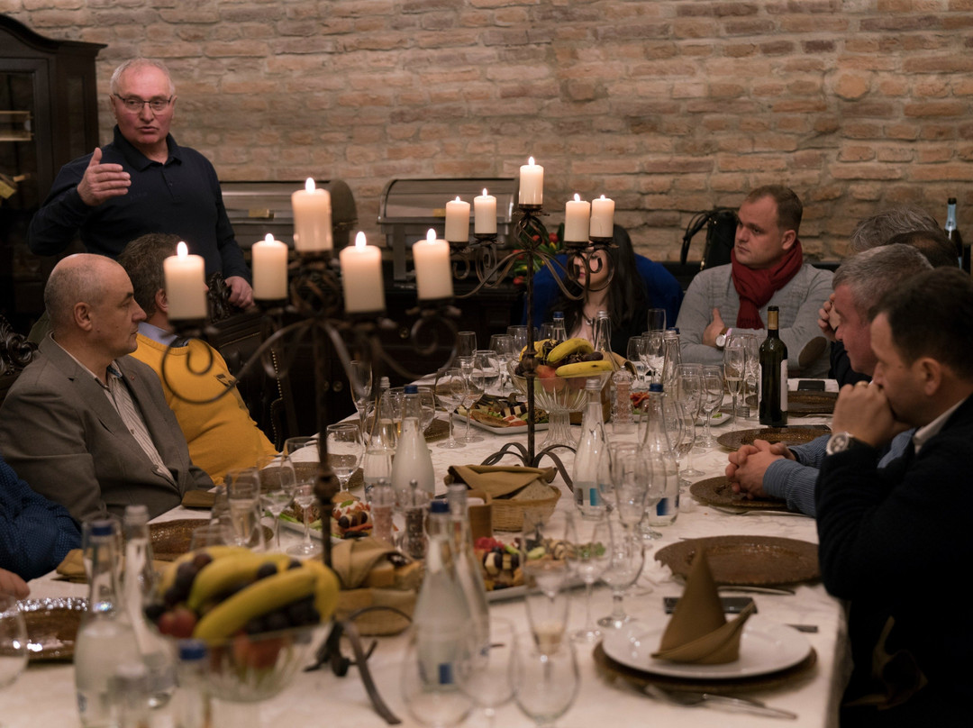 Vinoteca HUGO-Alba Iulia必去景点