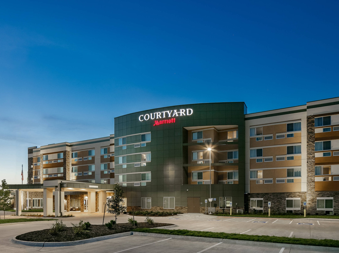 Courtyard by Marriott Omaha Bellevue at Beardmore Event Center主图
